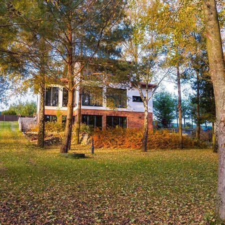 Mazury Lakeside Retreat: Modern Villa with Private Shore Access Rybno  Exterior photo